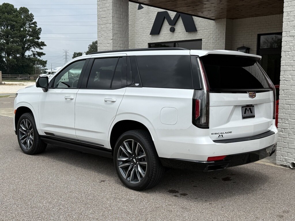 2024 Cadillac Escalade Sport Platinum   - Photo 10 - Martin, TN 38237
