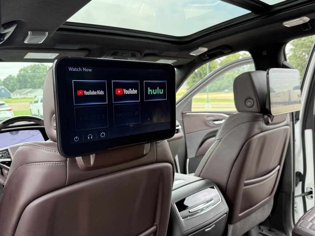2024 Cadillac Escalade Sport Platinum   - Photo 36 - Martin, TN 38237