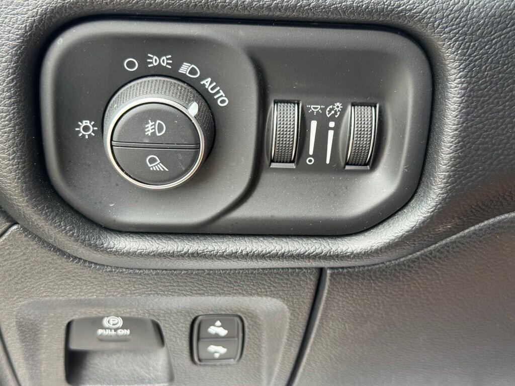 2021 RAM 1500 Laramie - Photo 35 - Martin, TN 38237