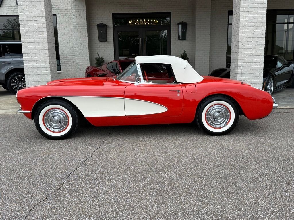1957 Chevrolet Corvette Convertible   - Photo 10 - Martin, TN 38237