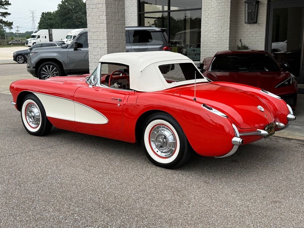 1957 Chevrolet Corvette Convertible   - Photo 9 - Martin, TN 38237