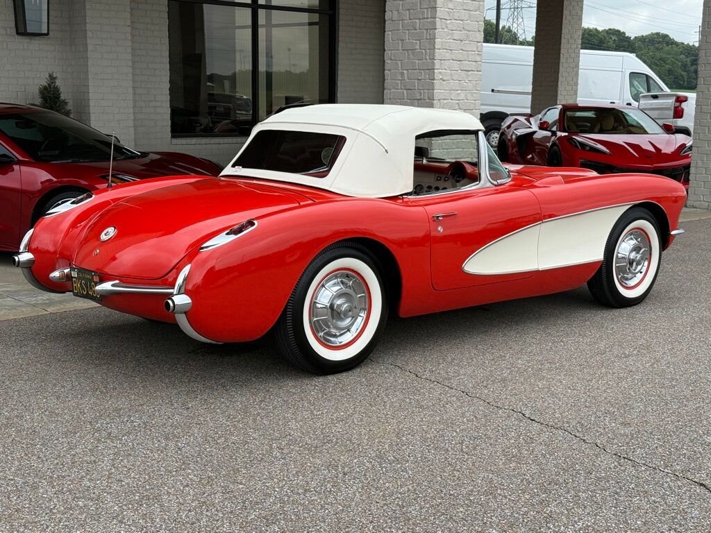 1957 Chevrolet Corvette Convertible   - Photo 5 - Martin, TN 38237