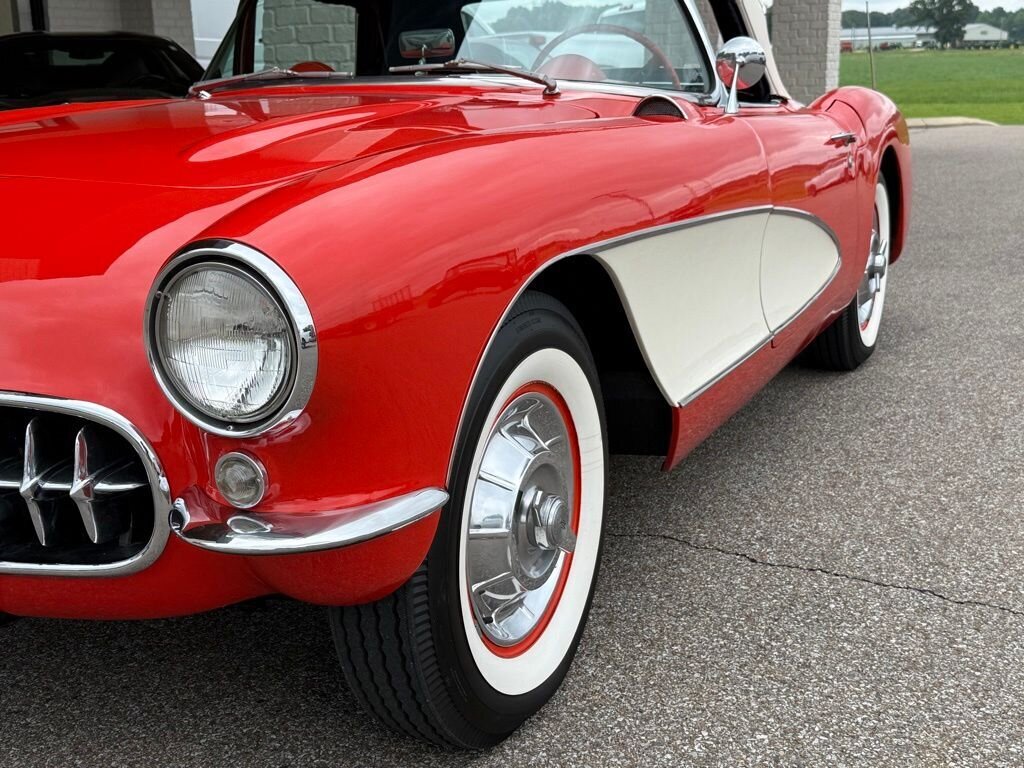 1957 Chevrolet Corvette Convertible   - Photo 13 - Martin, TN 38237