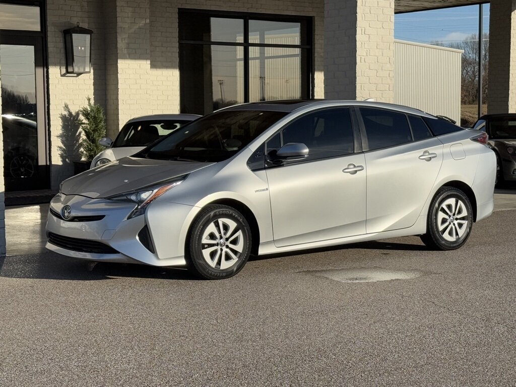 2016 Toyota Prius Three   - Photo 40 - Martin, TN 38237