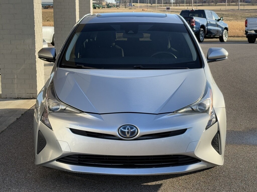 2016 Toyota Prius Three   - Photo 11 - Martin, TN 38237