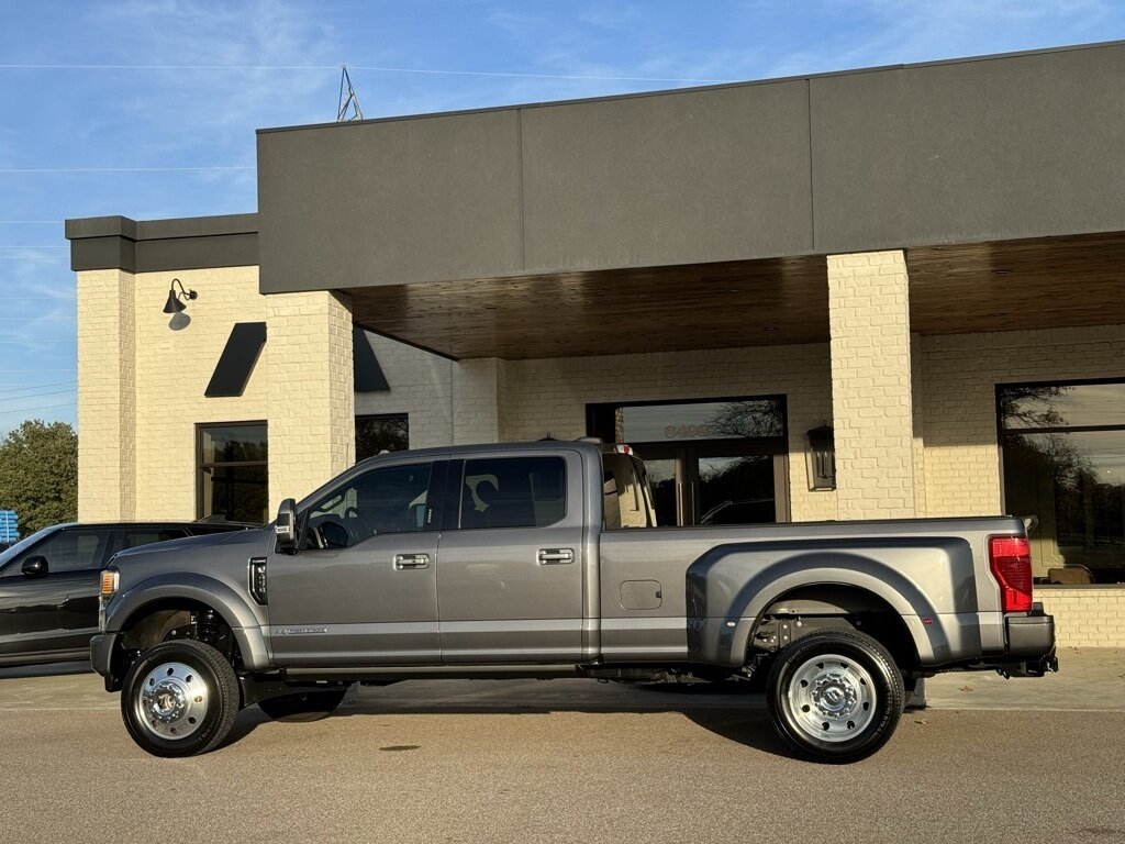 2022 Ford F-450 Super Duty Platinum DRW   - Photo 9 - Martin, TN 38237