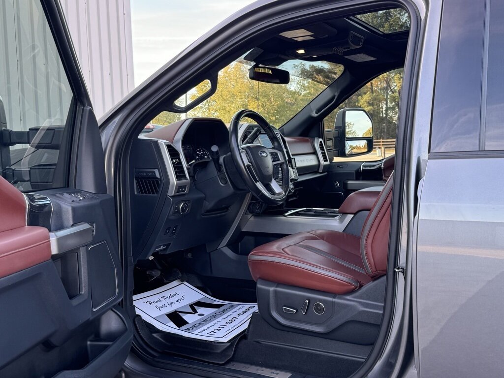 2022 Ford F-450 Super Duty Platinum DRW   - Photo 25 - Martin, TN 38237