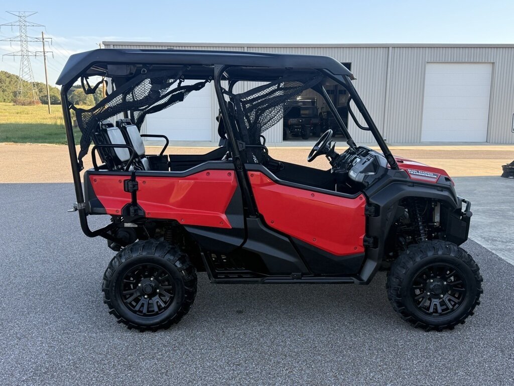 2021 Honda PIONEER 1000-5 DELUXE   - Photo 8 - Martin, TN 38237