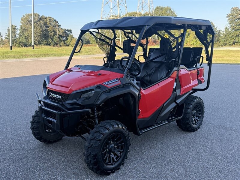2021 Honda PIONEER 1000-5 DELUXE   - Photo 3 - Martin, TN 38237