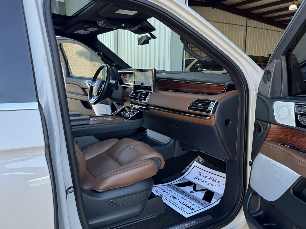 2024 Lincoln Navigator Reserve   - Photo 43 - Martin, TN 38237