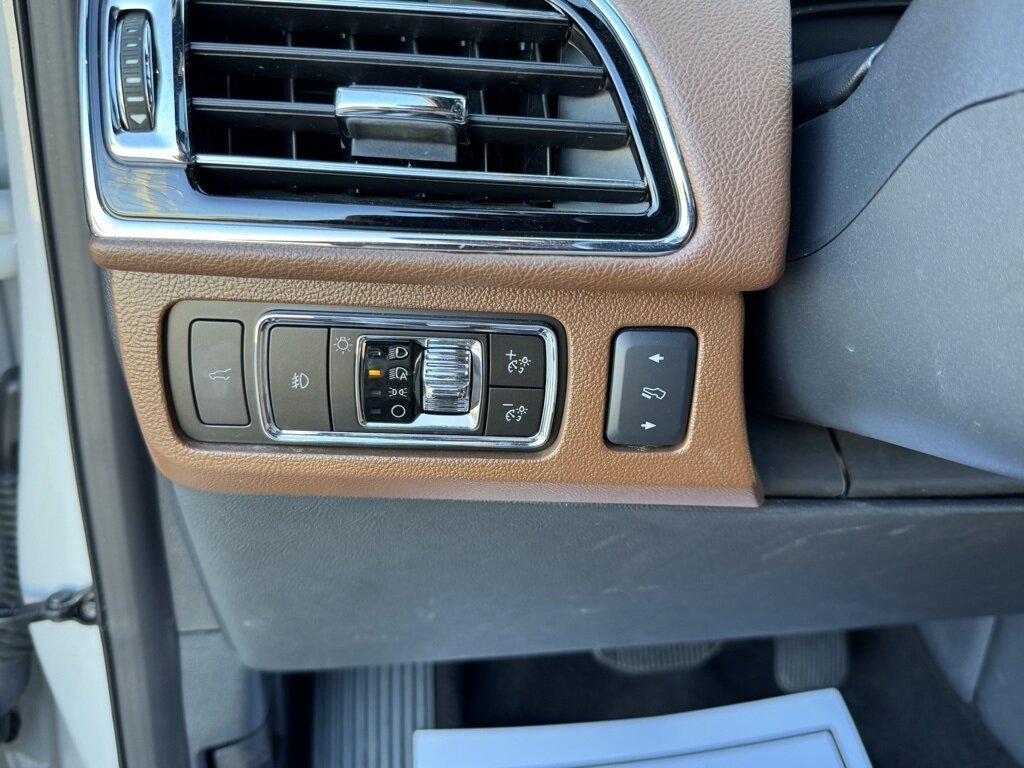 2024 Lincoln Navigator Reserve   - Photo 30 - Martin, TN 38237