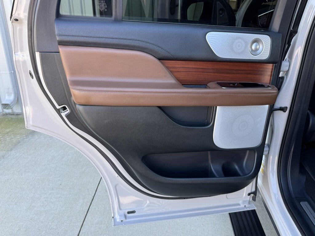 2024 Lincoln Navigator Reserve   - Photo 36 - Martin, TN 38237