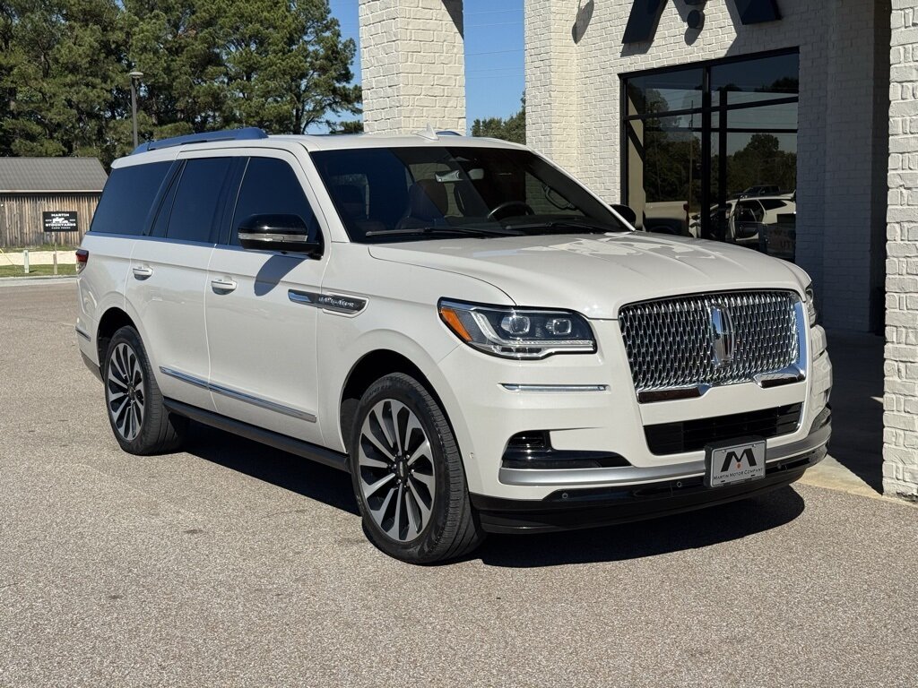 2024 Lincoln Navigator Reserve   - Photo 17 - Martin, TN 38237