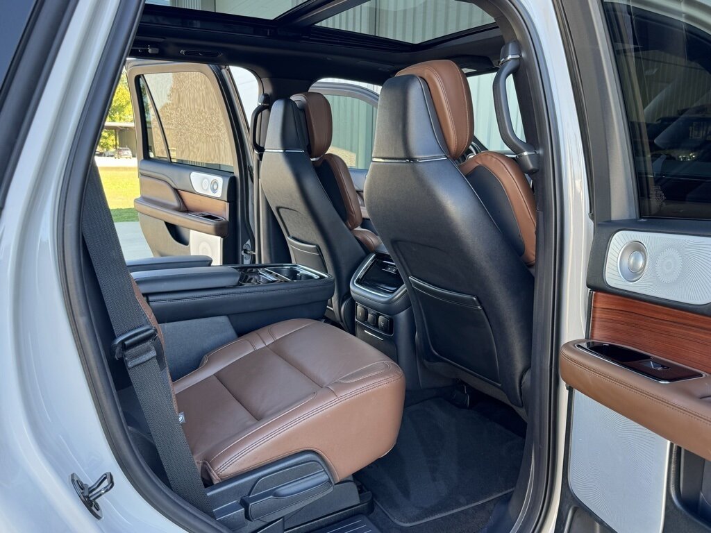 2024 Lincoln Navigator Reserve   - Photo 40 - Martin, TN 38237