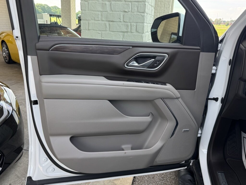 2023 Chevrolet Suburban Z71 - Photo 26 - Martin, TN 38237