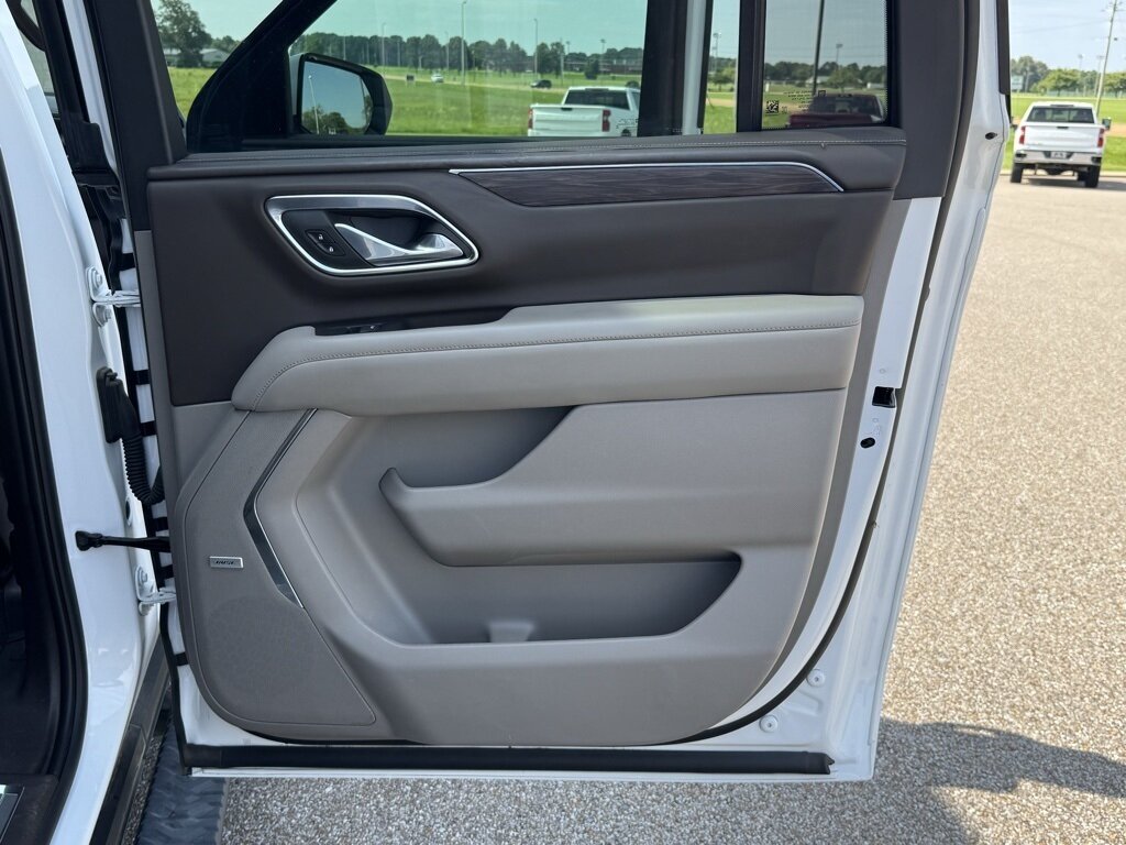 2023 Chevrolet Suburban Z71 - Photo 34 - Martin, TN 38237