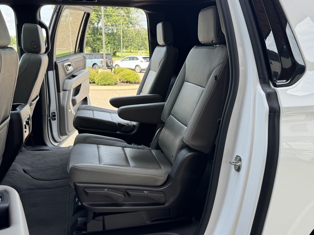 2023 Chevrolet Suburban Z71 - Photo 28 - Martin, TN 38237