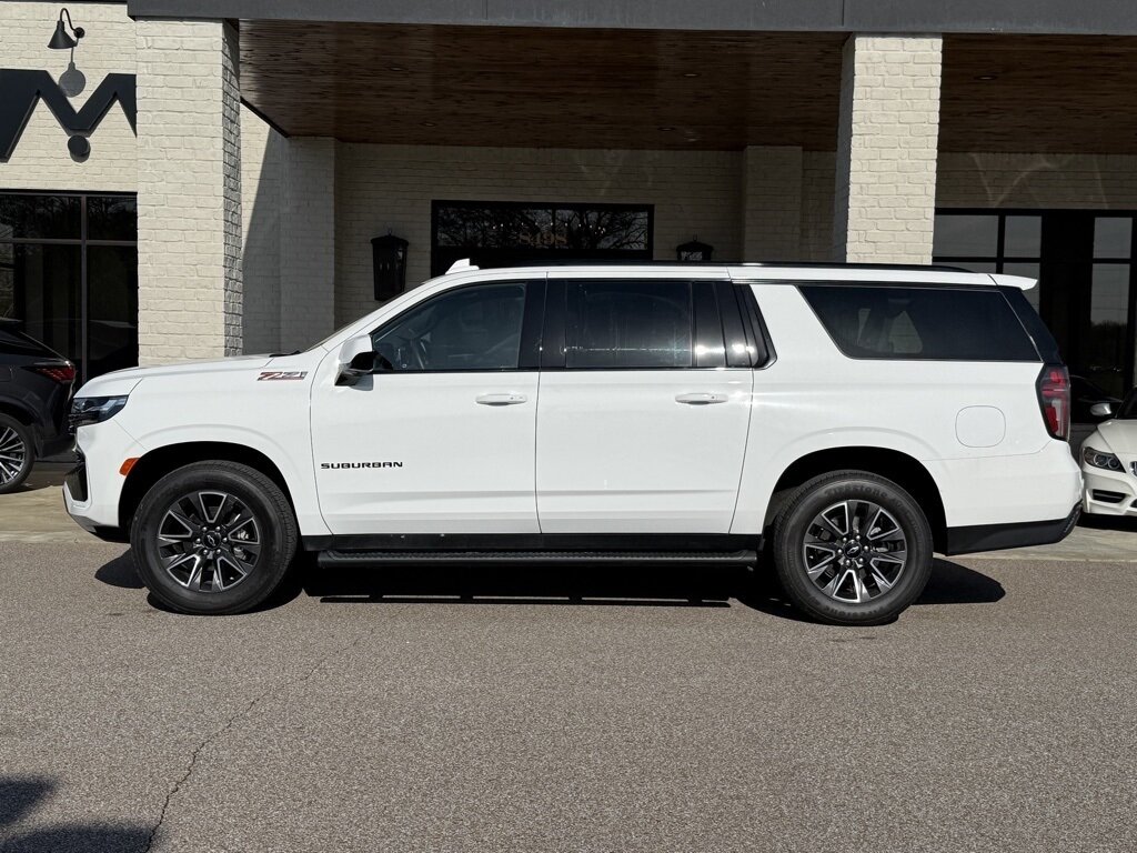 2023 Chevrolet Suburban Z71 - Photo 9 - Martin, TN 38237
