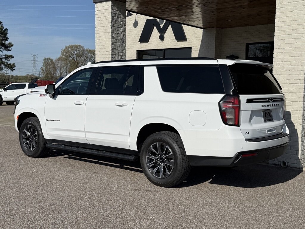 2023 Chevrolet Suburban Z71 - Photo 8 - Martin, TN 38237