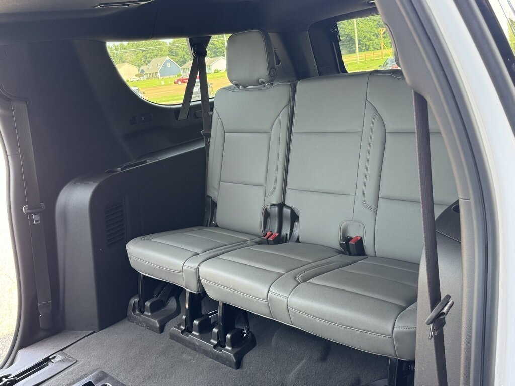 2023 Chevrolet Suburban Z71 - Photo 29 - Martin, TN 38237