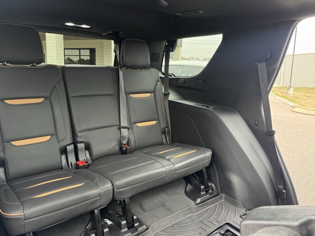 2023 GMC Yukon AT4 - Photo 39 - Martin, TN 38237