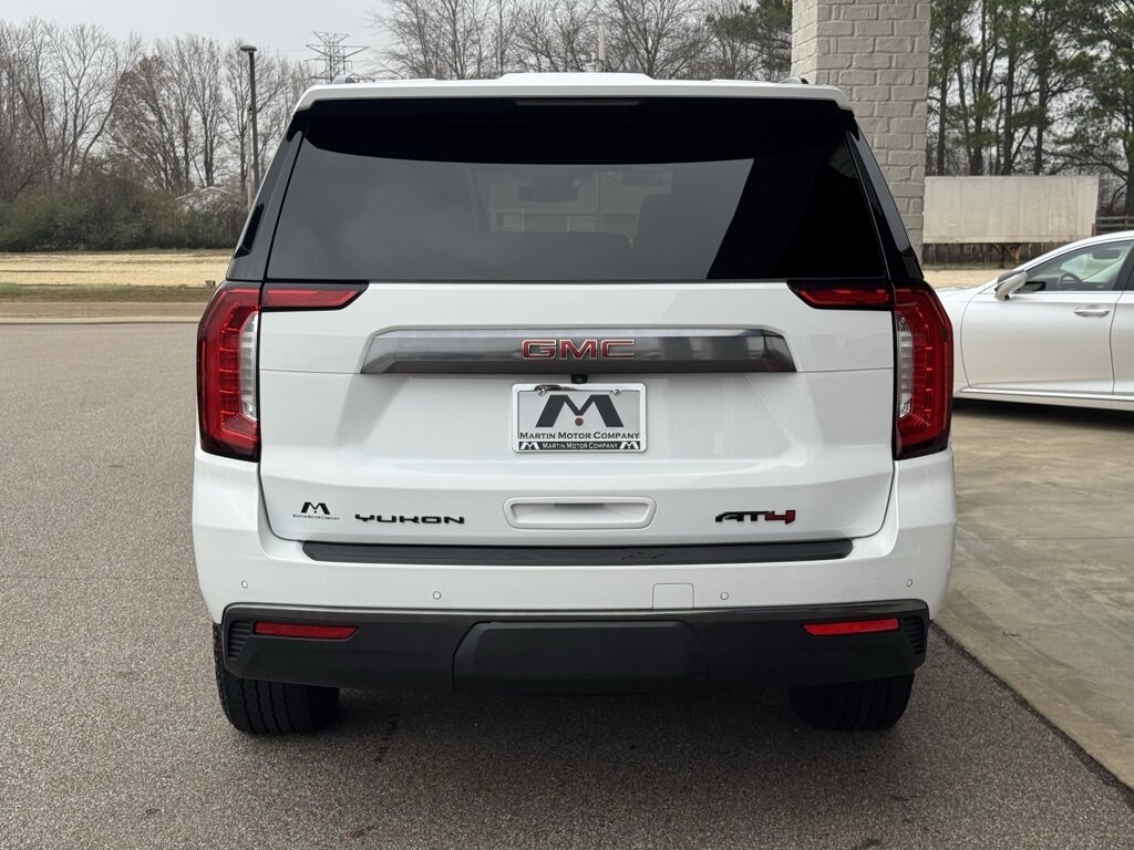 2023 GMC Yukon AT4 - Photo 11 - Martin, TN 38237