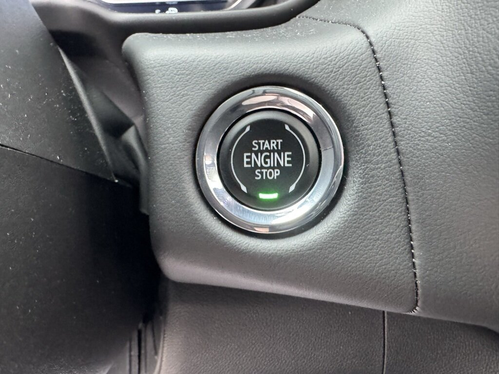 2023 GMC Yukon AT4 - Photo 32 - Martin, TN 38237