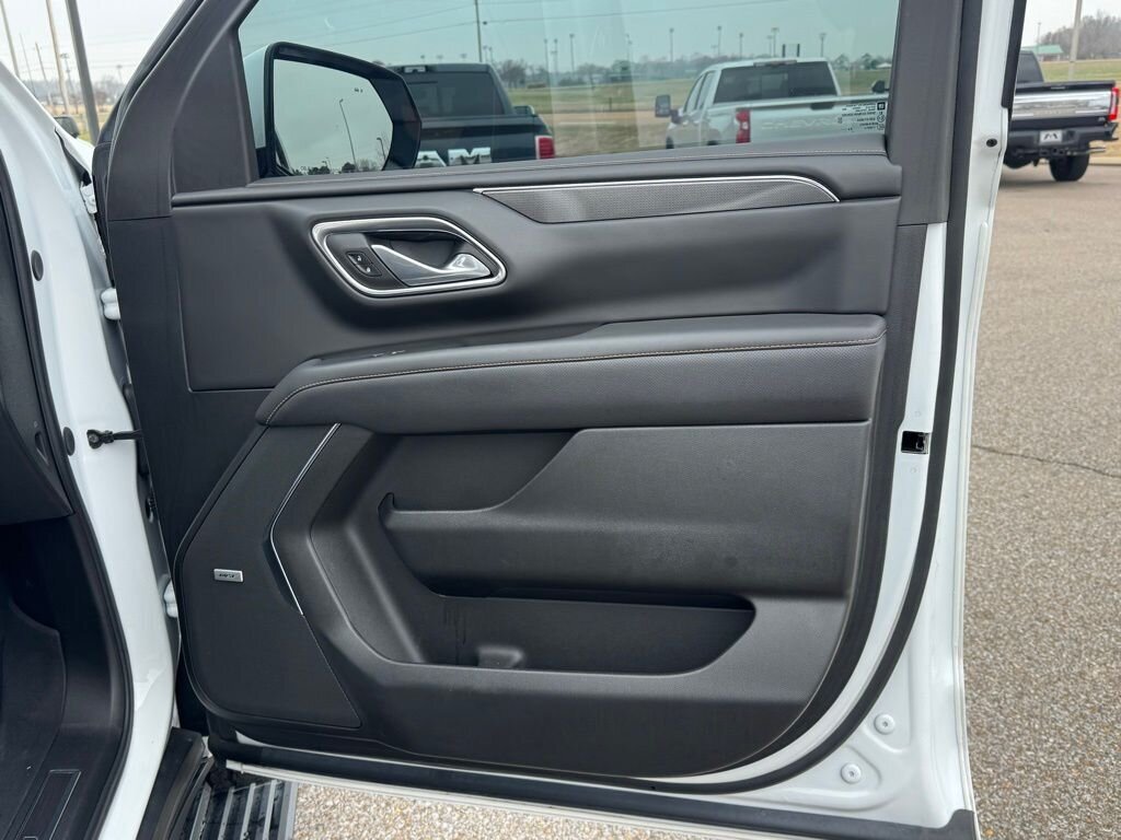 2023 GMC Yukon AT4   - Photo 45 - Martin, TN 38237