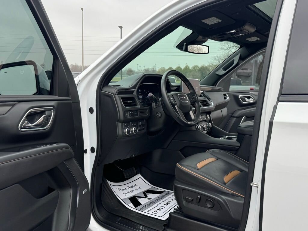 2023 GMC Yukon AT4   - Photo 22 - Martin, TN 38237