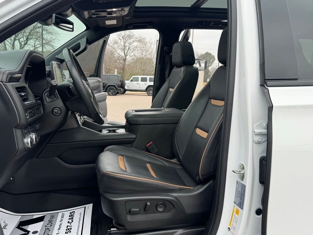 2023 GMC Yukon AT4   - Photo 34 - Martin, TN 38237