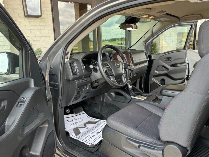 2025 Nissan Frontier S  