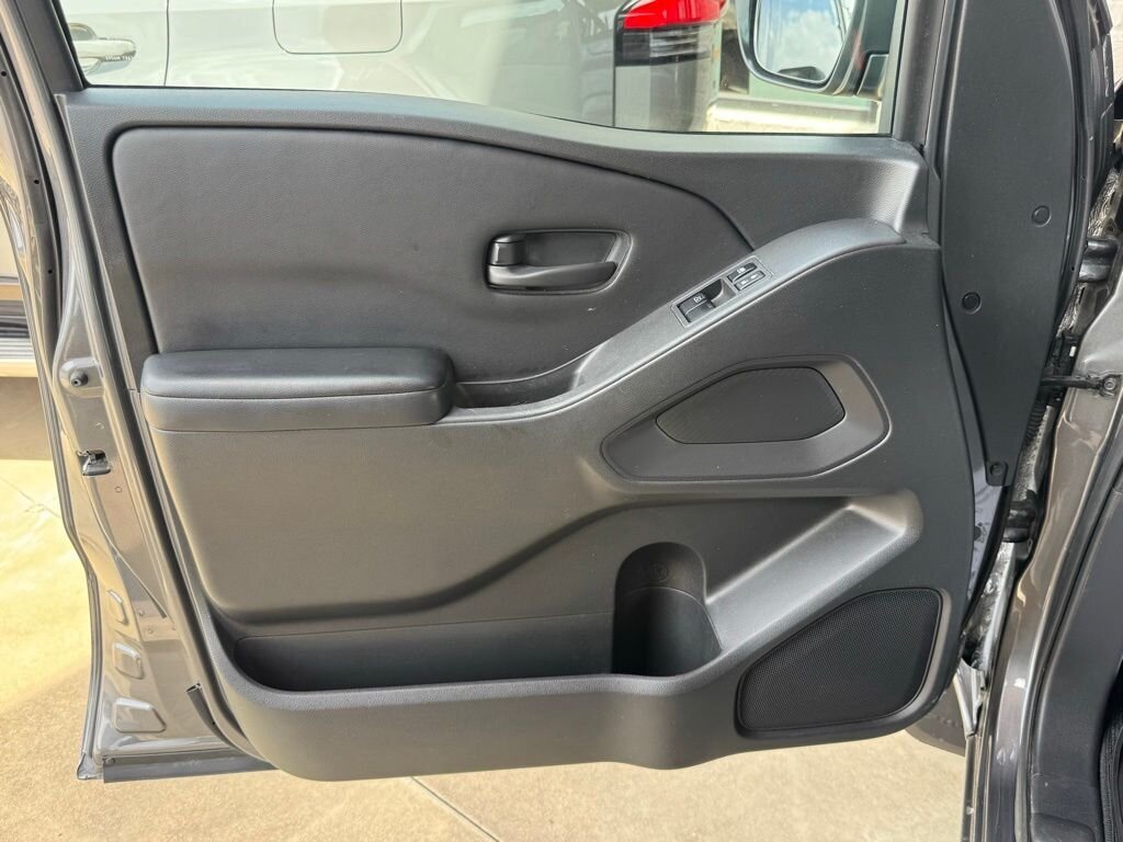 2025 Nissan Frontier S - Photo 33 - Martin, TN 38237