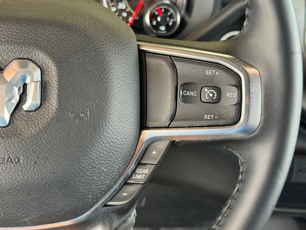 2024 RAM 3500 Laramie - Photo 28 - Martin, TN 38237