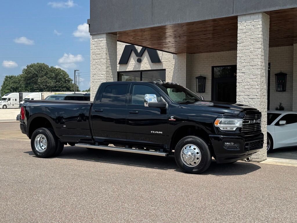 2024 RAM 3500 Laramie - Photo 20 - Martin, TN 38237