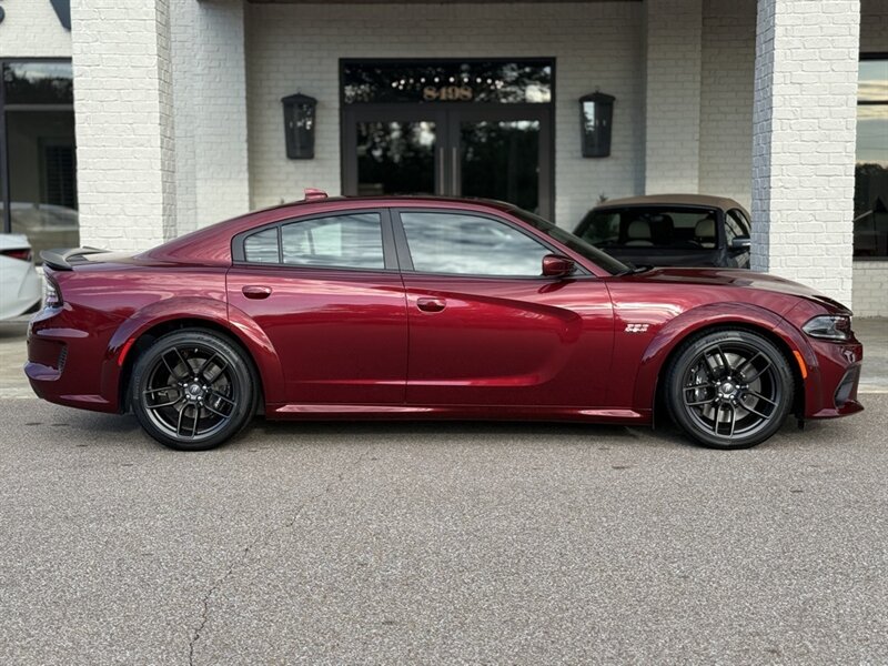 2022 Dodge Charger R/T Scat Pack Widebody photo 4