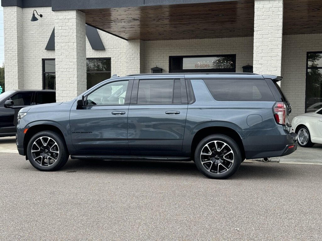 2021 Chevrolet Suburban RST   - Photo 7 - Martin, TN 38237