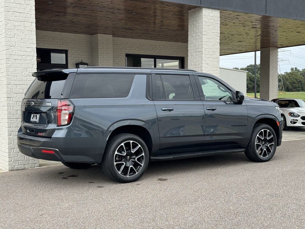 2021 Chevrolet Suburban RST   - Photo 13 - Martin, TN 38237