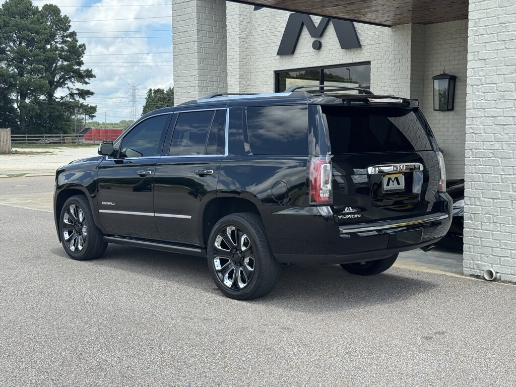 2019 GMC Yukon Denali - Photo 10 - Martin, TN 38237