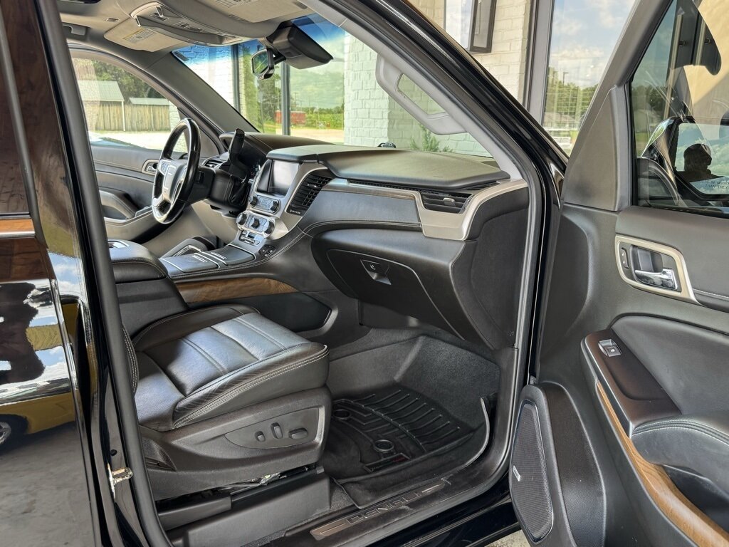 2019 GMC Yukon Denali - Photo 41 - Martin, TN 38237