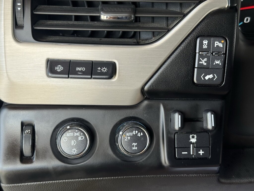 2019 GMC Yukon Denali - Photo 29 - Martin, TN 38237