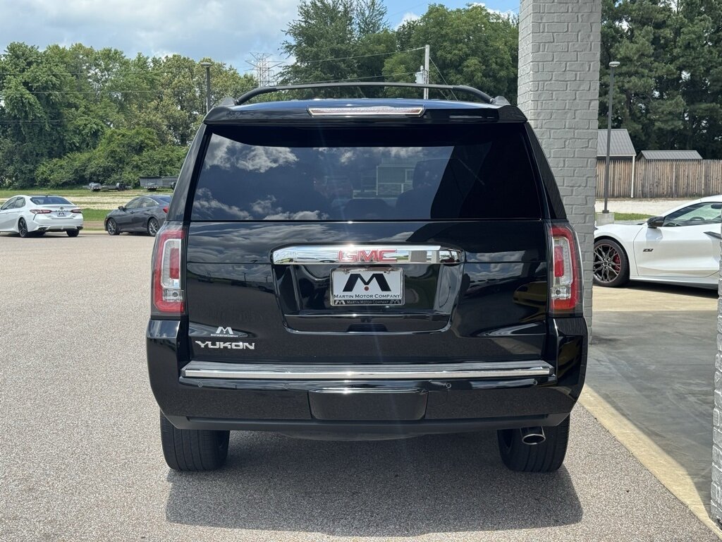 2019 GMC Yukon Denali - Photo 11 - Martin, TN 38237