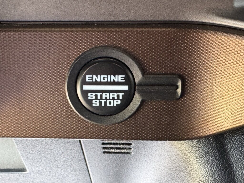 2023 Ford Bronco Outer Banks - Photo 31 - Martin, TN 38237
