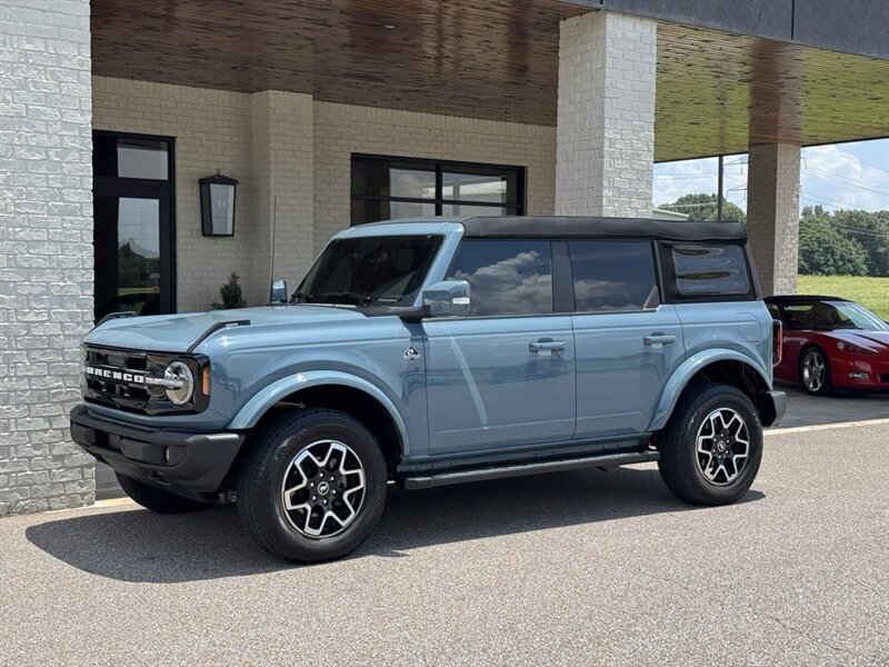 2023 Ford Bronco Outer Banks - Photo 4 - Martin, TN 38237