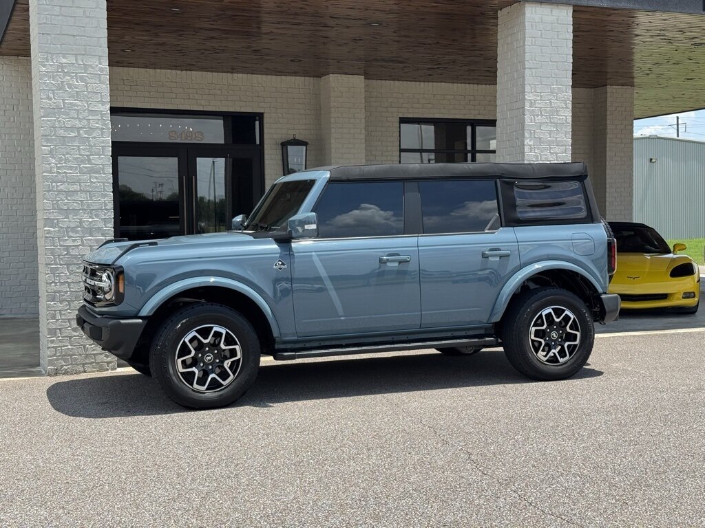 2023 Ford Bronco Outer Banks - Photo 5 - Martin, TN 38237