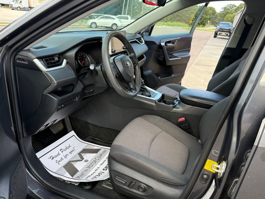 2019 Toyota RAV4 XLE   - Photo 13 - Martin, TN 38237