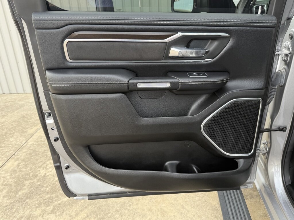 2022 RAM 1500 Laramie   - Photo 37 - Martin, TN 38237