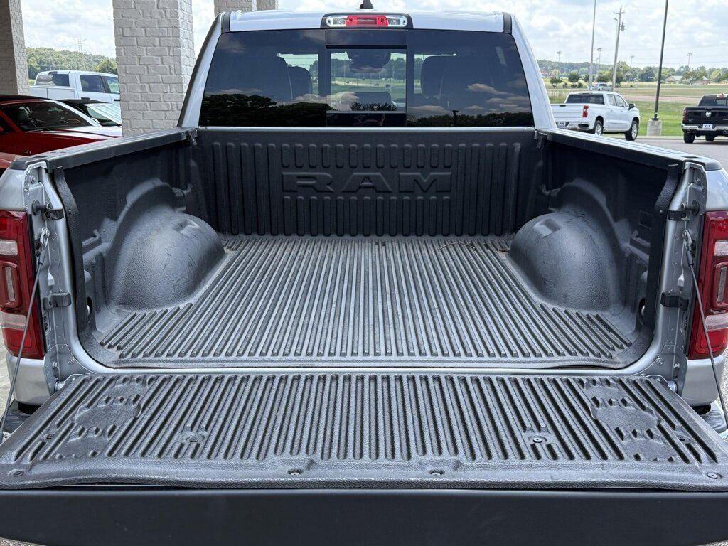 2022 RAM 1500 Laramie   - Photo 8 - Martin, TN 38237