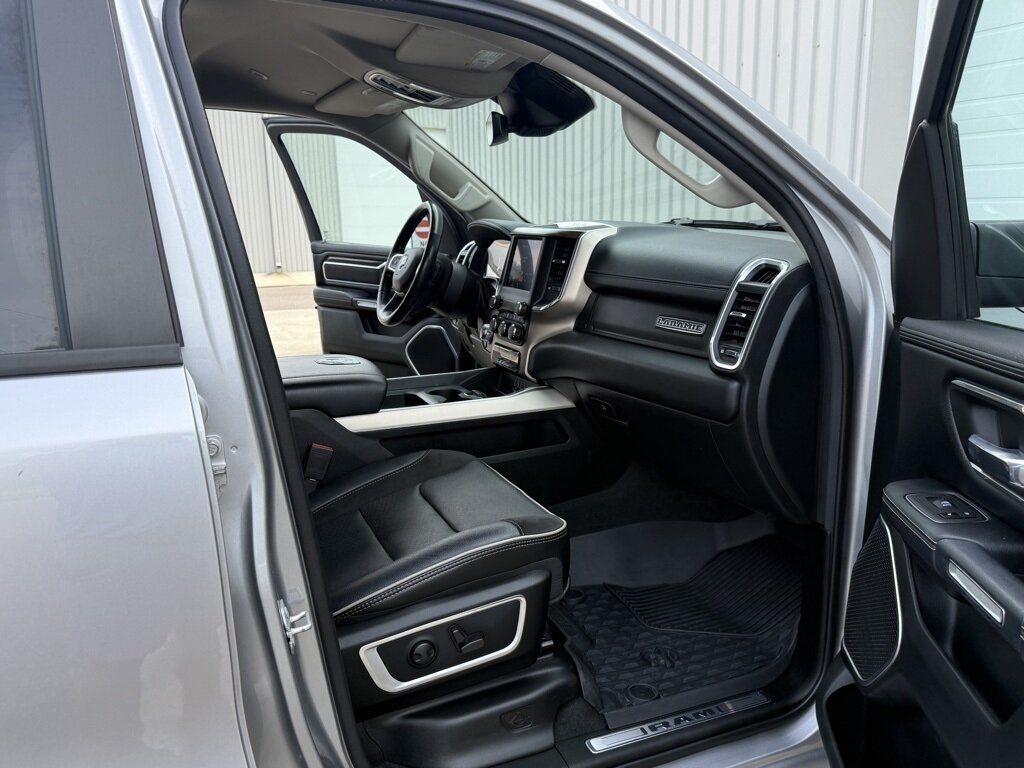 2022 RAM 1500 Laramie   - Photo 42 - Martin, TN 38237