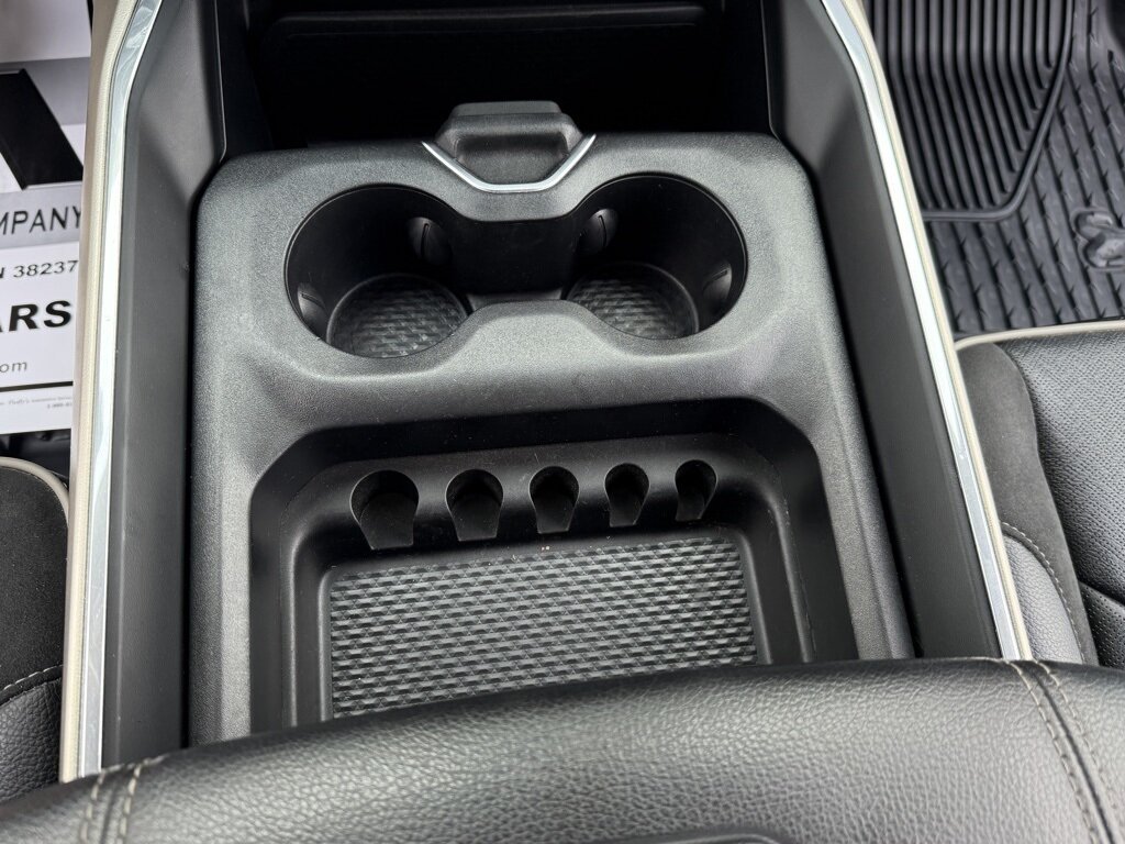 2022 RAM 1500 Laramie   - Photo 29 - Martin, TN 38237
