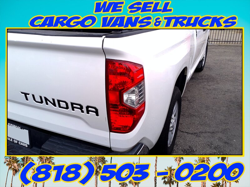 2020 Toyota Tundra SR5   - Photo 17 - North Hollywood, CA 91605